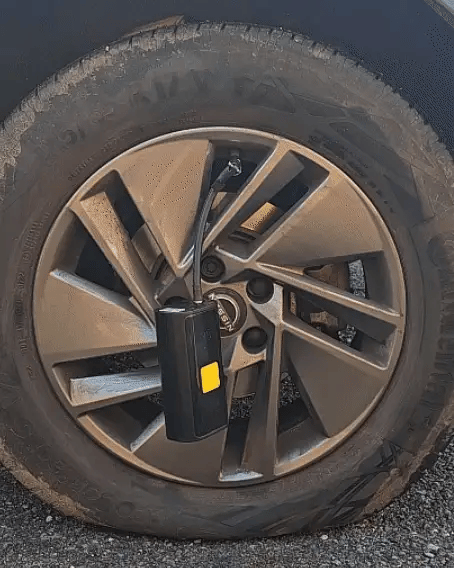 Yolda Kalma™ Otomatik Çok Amaçlı Acil Durum Kompresörü